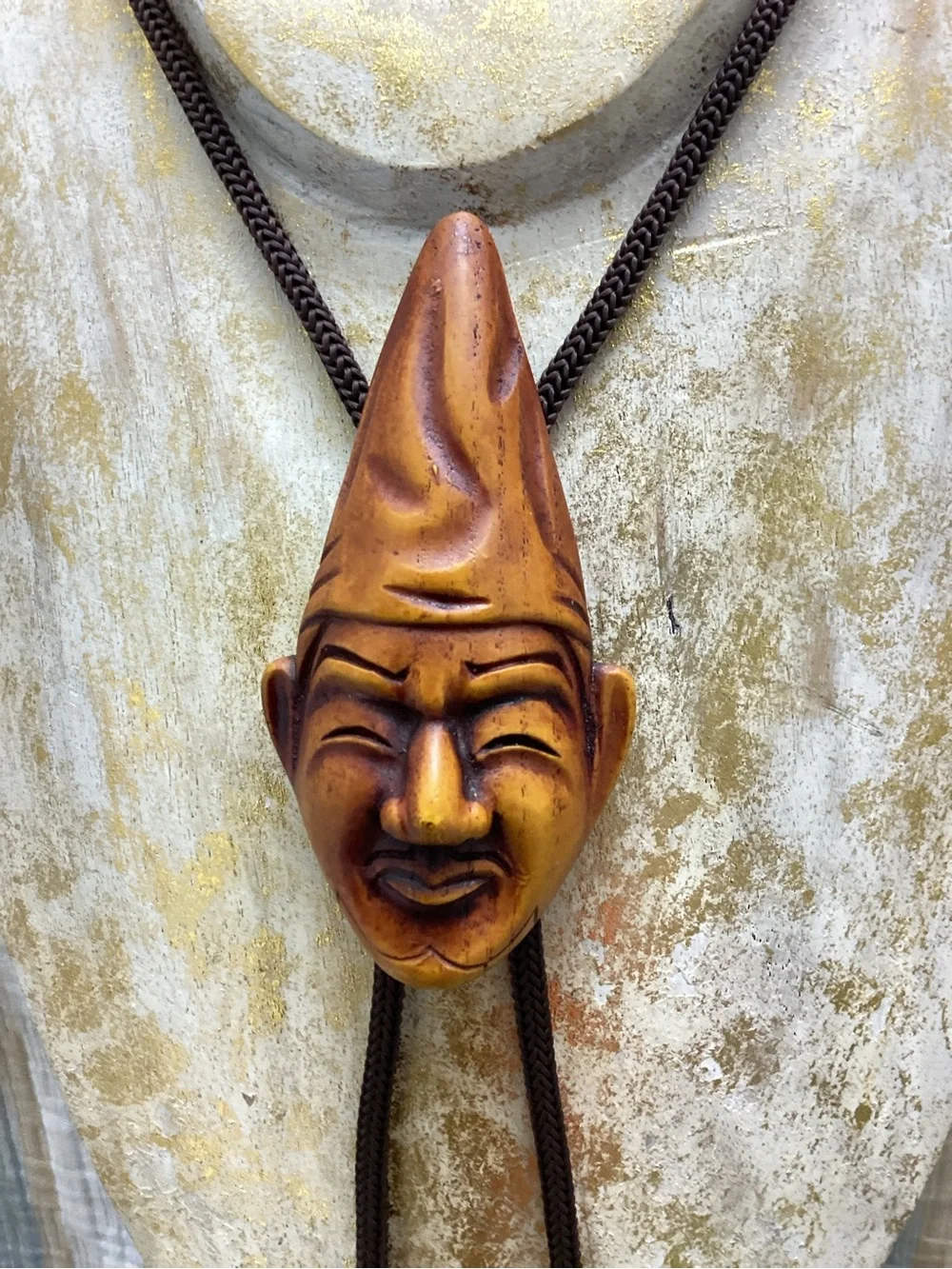 Hahoetal vintage South Korean bolo tie  Mid-century modern Pacific rim boho